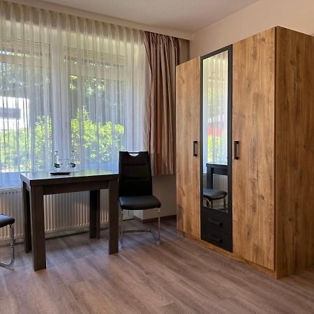 Gaestehaus Lietzow & Stoertebeker Camp Bagian luar foto