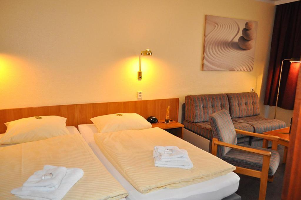 Gaestehaus Lietzow & Stoertebeker Camp Bagian luar foto