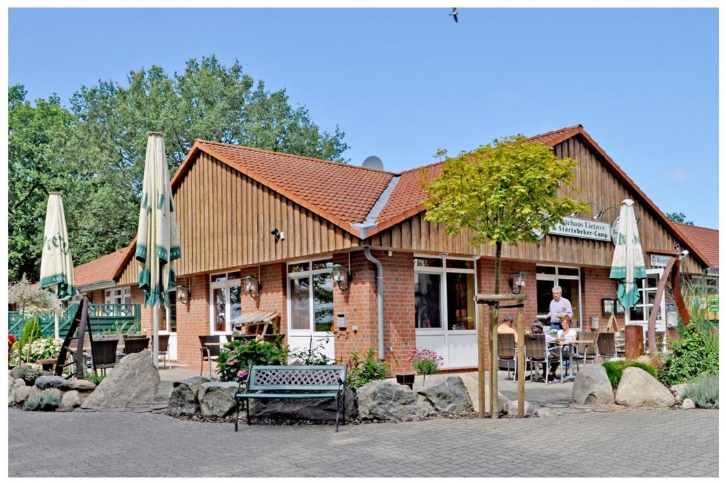 Gaestehaus Lietzow & Stoertebeker Camp Bagian luar foto